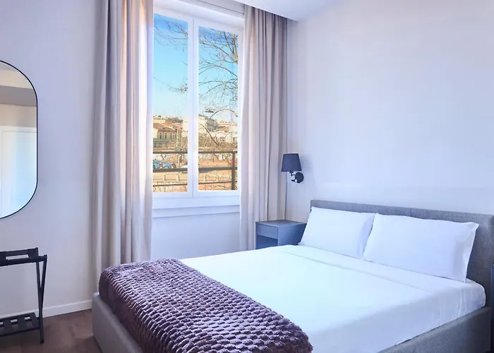 Retreats Navigli * Милан