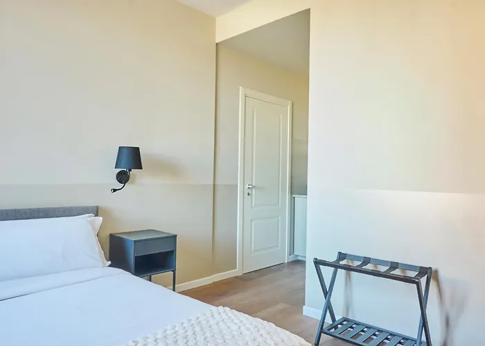 Retreats Navigli Милан