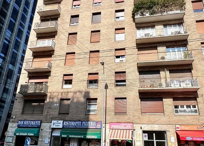 Bilocale Di Design A 100m Dalla Stazione *