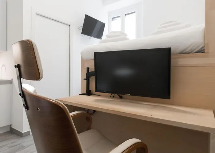 Atto Vannucci 15 B Appartement *