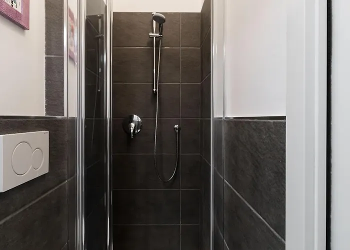 Appartement Atto Vannucci 15 B *