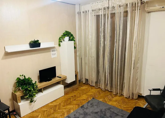Appartement Front Metro Lucania
