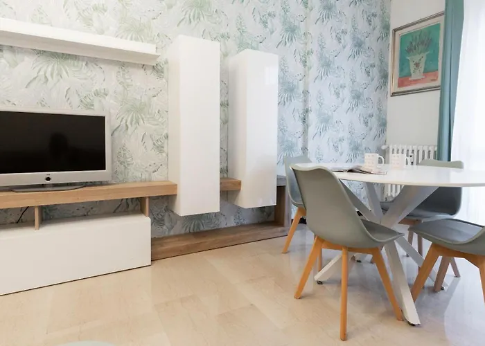 Uguzzone 21 Apartment