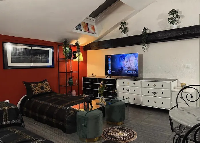 Appartement Hosting Dreams Attics - Duomo Milan