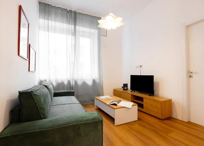 Spacious Design 4* ميلان