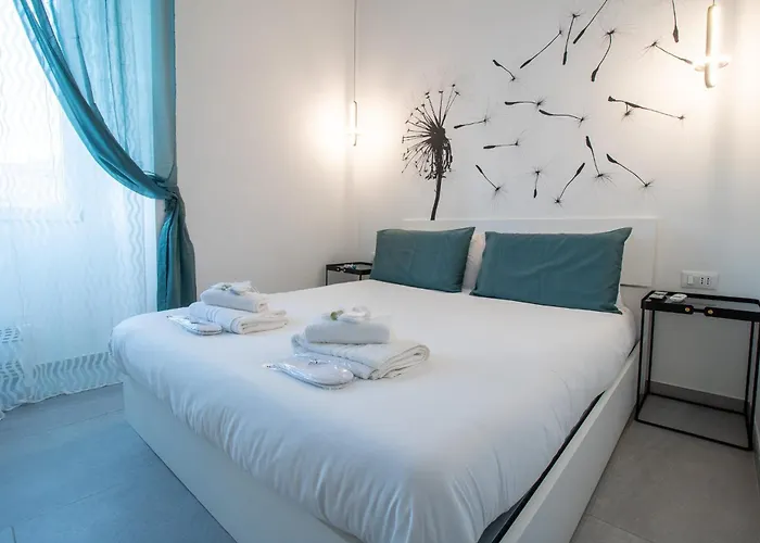 아파트 Stylish Flat Porta Venezia Fast Wifi Ac Metro-5 Min From Duomo 밀라노