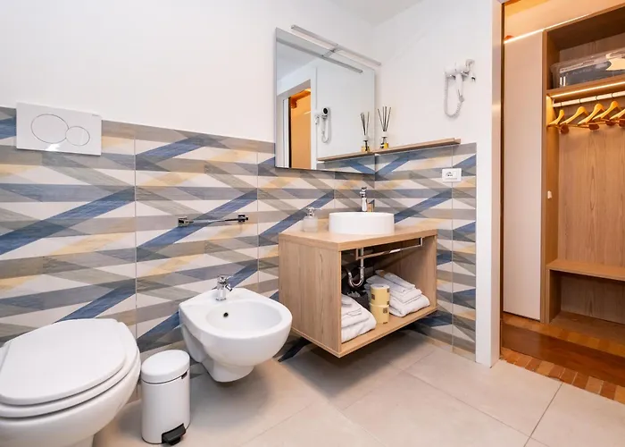 Splendido Bilocale In Via Madonnina, Zona Brera * Milano