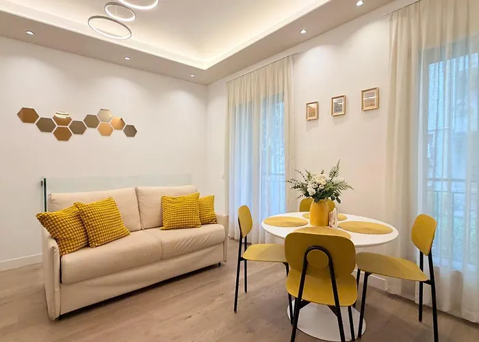 Teodorico - Quiet Garden View With Parking Appartamento