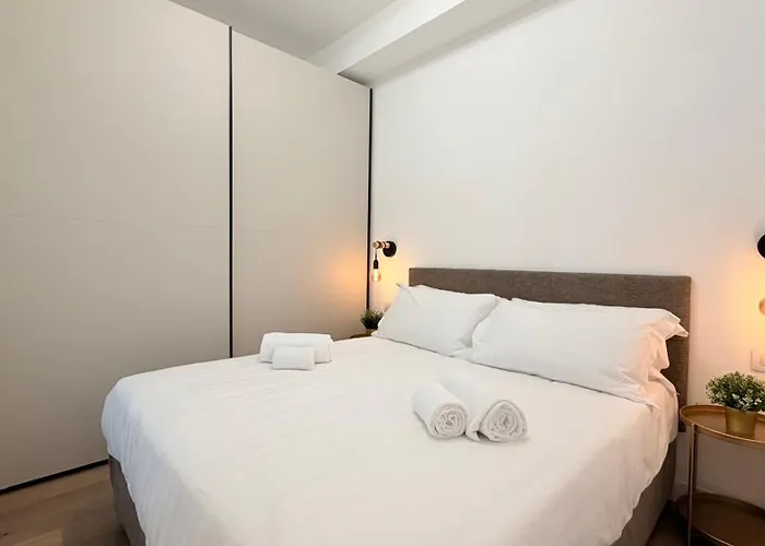 Teodorico - Quiet Garden View With Parking Appartamento Milano