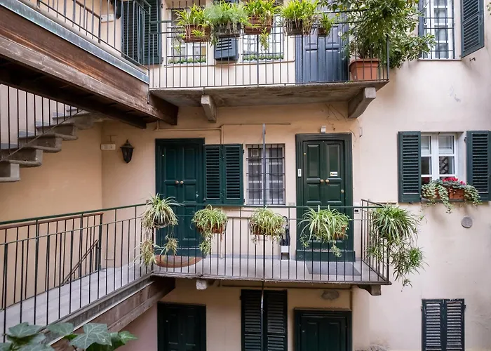 Splendido Bilocale In Via Madonnina, Zona Brera *