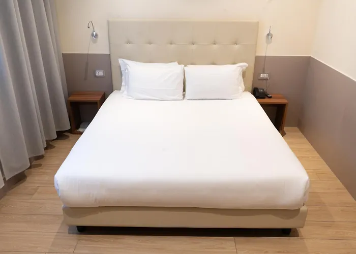 Lh Hotel 4*