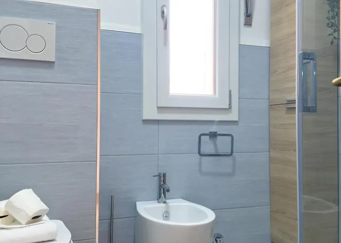 Orea Spiti - Modern Rosselli