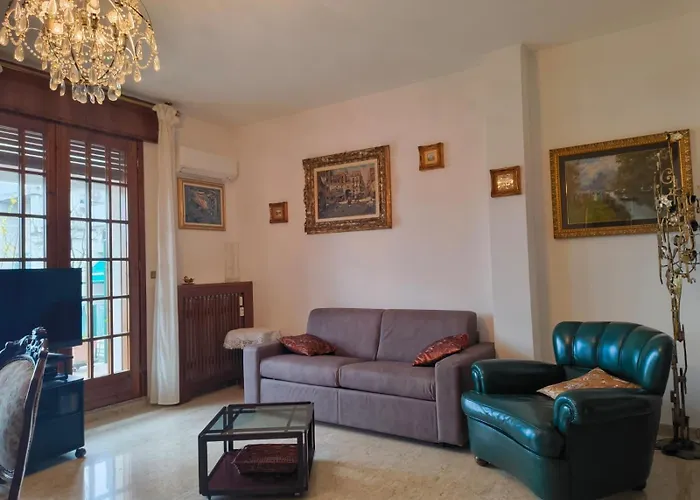 公寓 Attico Lux - Trilocale Con Garage Metropolitana Blu *