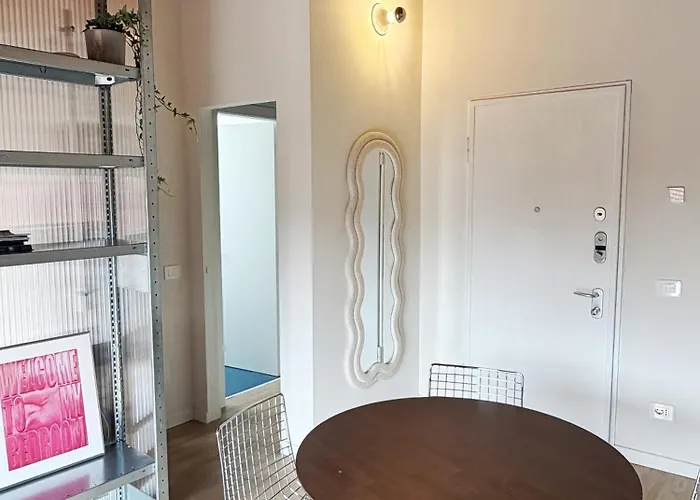 Nolo Urban Loft Milan-metro M1 Pasteur * Milan