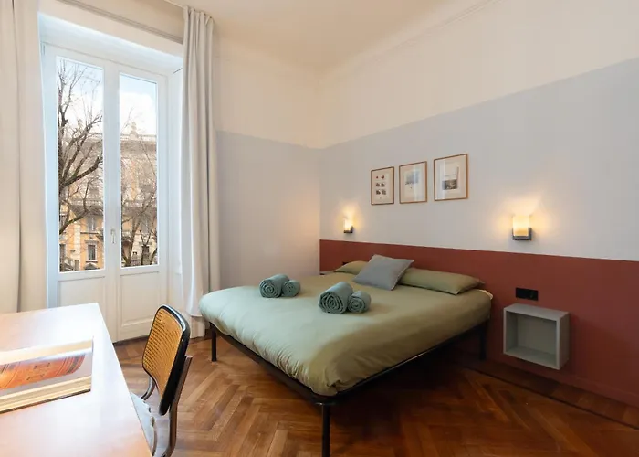 Apartament Chic Design 80 Sqm - Sleeps 6 - Metro 2 Min