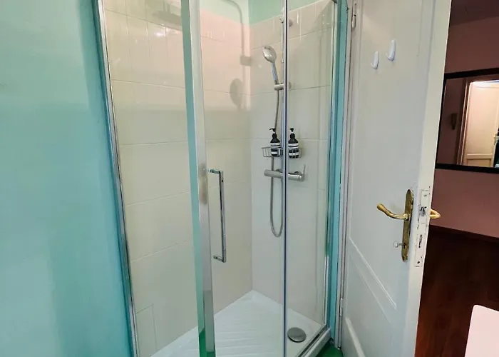Correggio 44 - Velo Apartamento