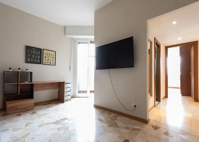 Orea Spiti - Modern Rosselli *