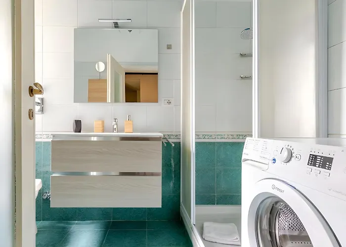 Chic & Modern Flat Navigli Apartament