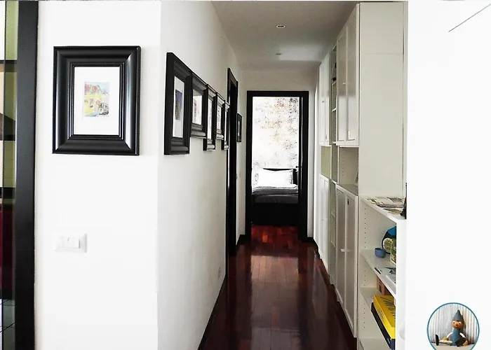 10 Min - Bright & Modern, Up To 5 Beds Milánó