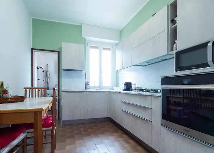 Orea Spiti - Modern Rosselli * ميلان