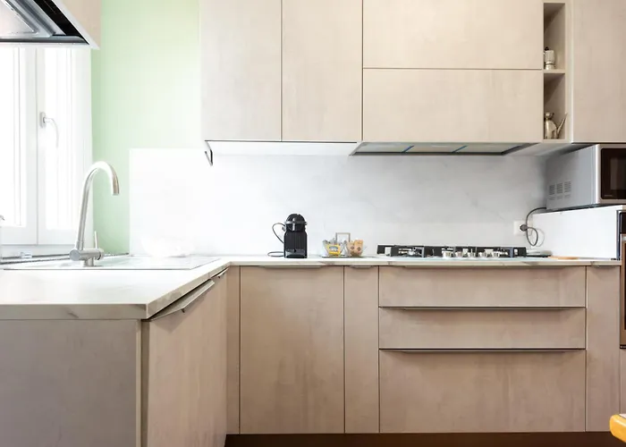 Orea Spiti - Modern Rosselli ميلان