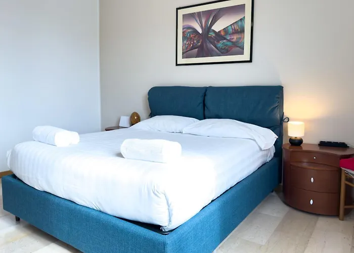 Orea Spiti - Modern Rosselli شقة