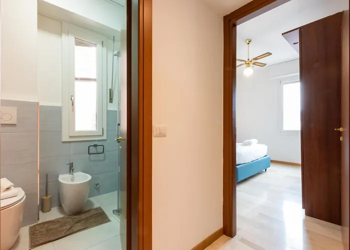 Orea Spiti - Modern Rosselli شقة