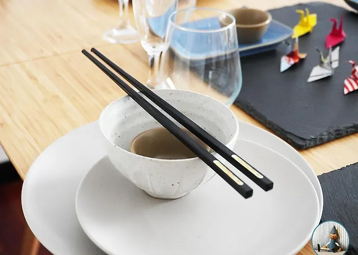 10 Min - Bright & Modern, Up To 5 Beds *