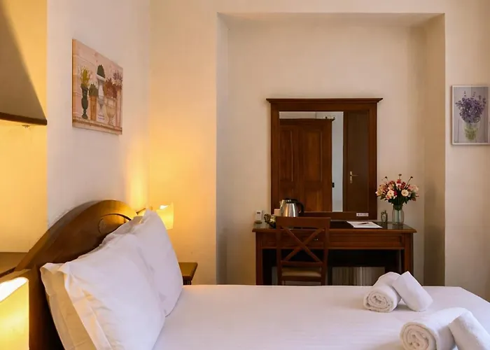 Отель Pavone 3*