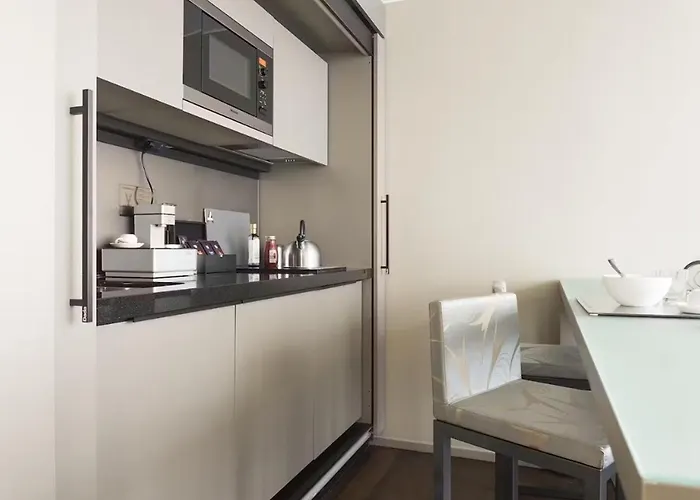 Aparthotel Allegroitalia San Pietro All'orto 6 4*