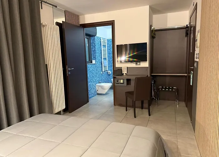 Camilla Easy Metro 4 3* Milaan