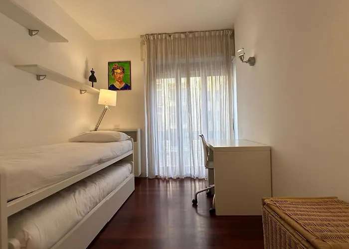 Bright And Cozy In Isola District - Marco Polo *