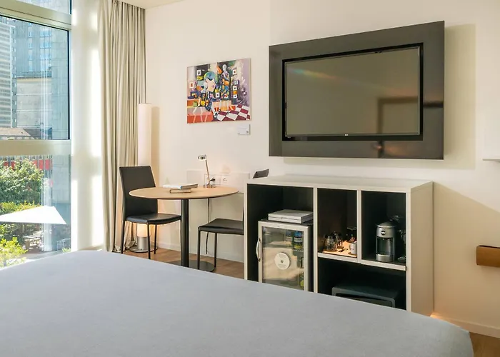 Innside Milano Torre Galfa Hotel 4*