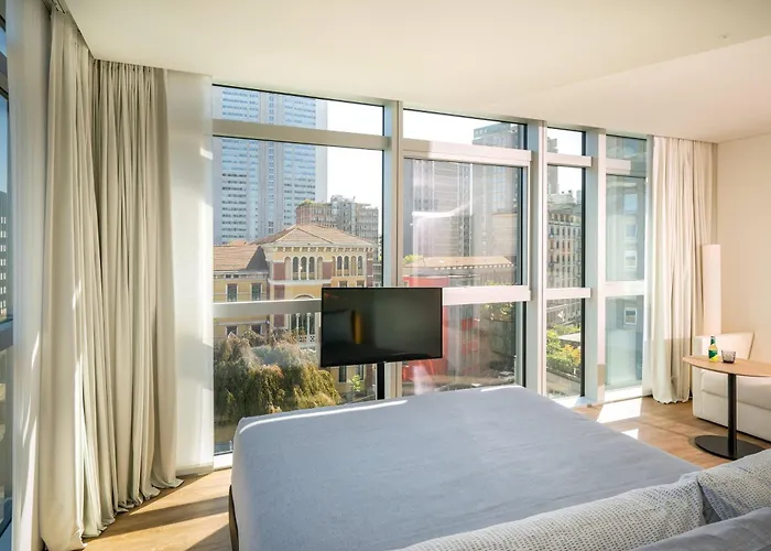 Innside Milano Torre Galfa 4*