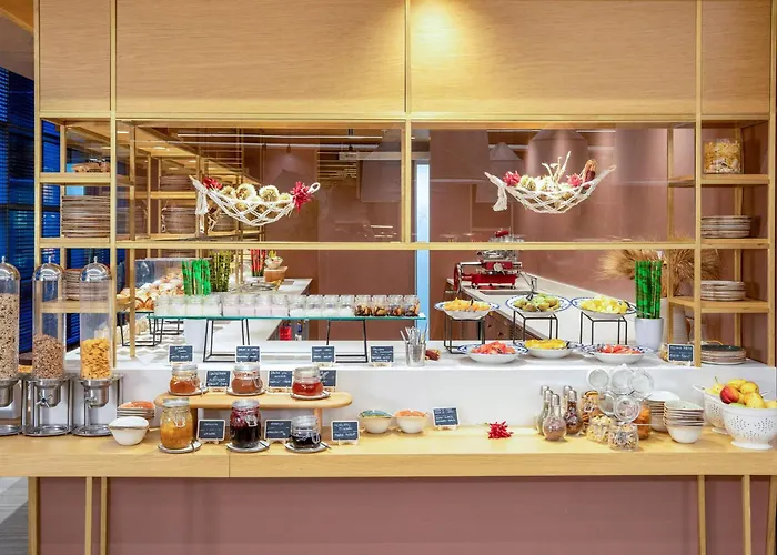 Hotel Innside Milano Torre Galfa 4*