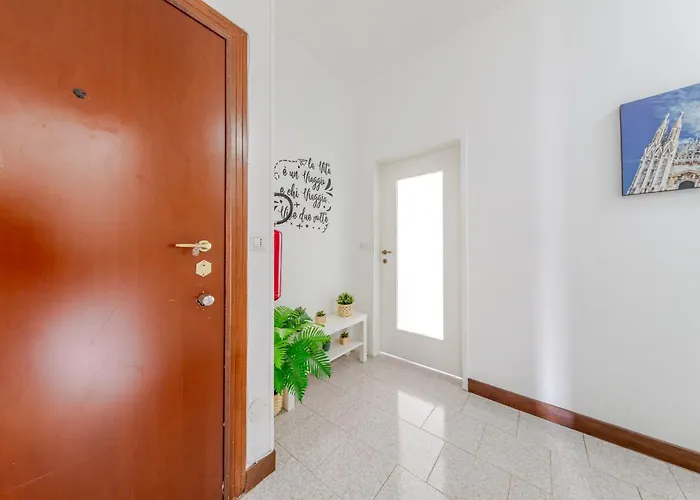 Apartment Guesthost - Bonola M1 Bright & Functional Flat