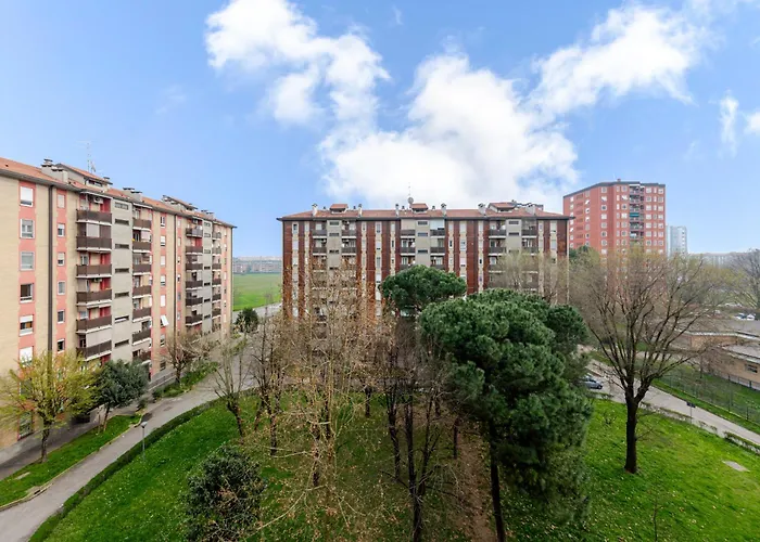 Apartment Guesthost - Bonola M1 Bright & Functional Flat