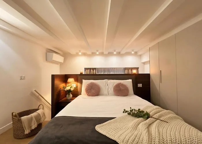 Acasadiimma Nel Cuore Della Fashion District - Family Loft Vicino Ai Navigli