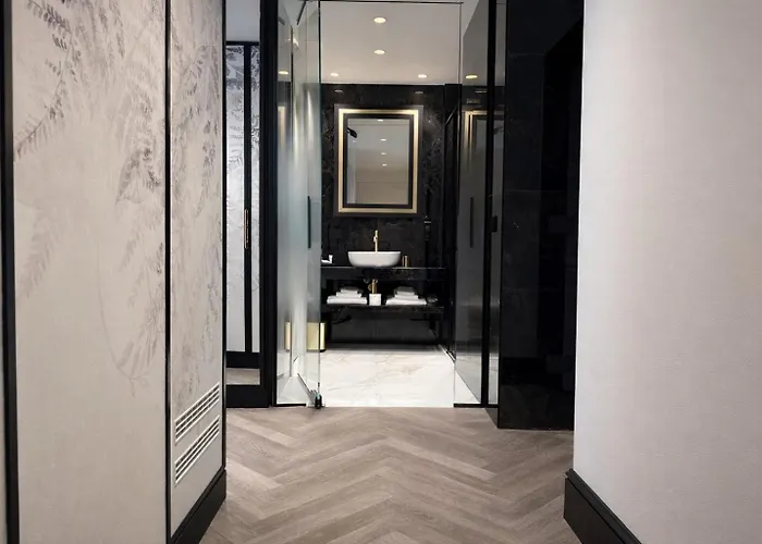 The Unique Отель 4*