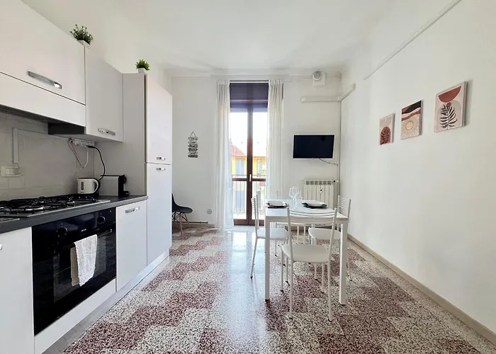 Big Living Goldoni - Duomo M4 Linate Apartmán *