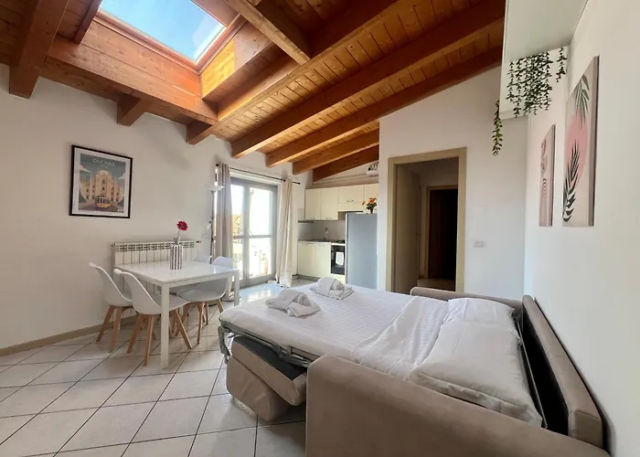 Appartement Big Mansarda Goldoni - Duomo M4 Lin Airport Milaan