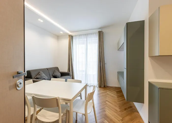 Doria 10 Next To Train Station Lägenhet *