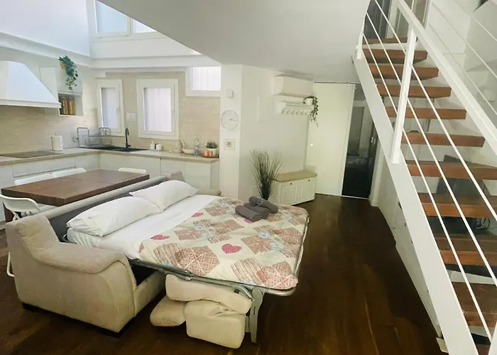 Dea Dreams - Lofty Marghera * Milan