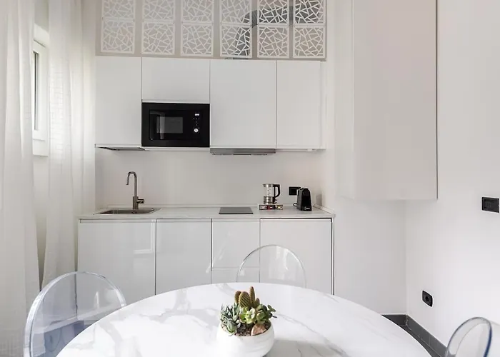 Linate Garden House Mecenate Fabrique Arena Santagiulia 公寓