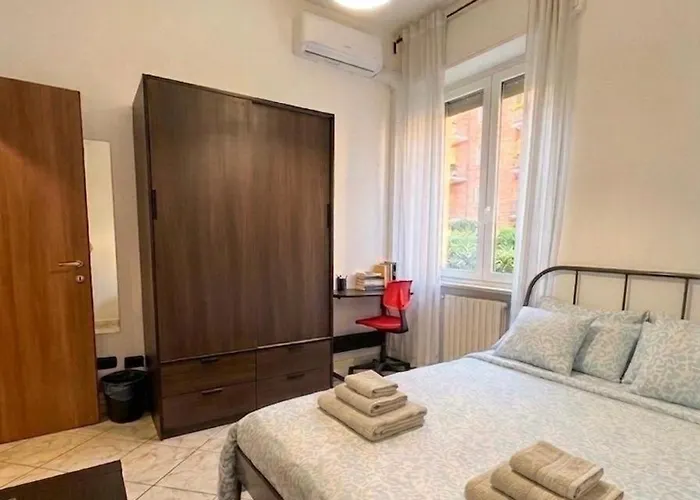 In Elegant Close To The Center *