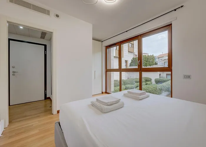 Luxury - Muratori 9 Milaan