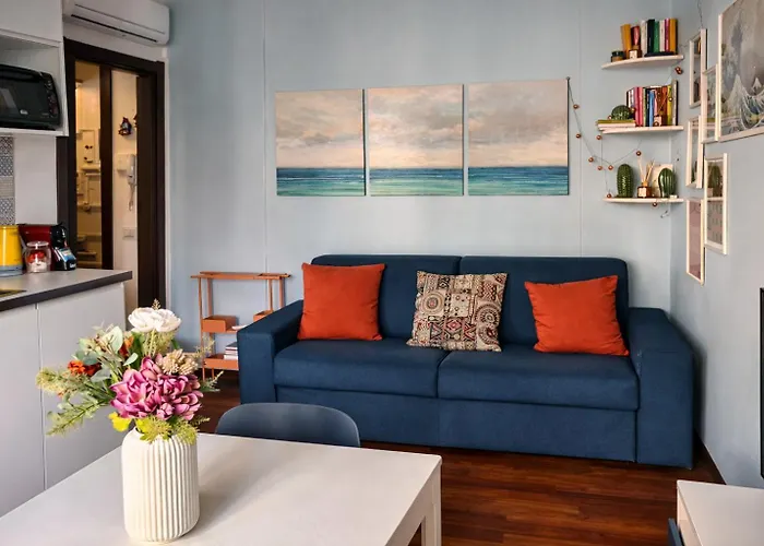 Апартаменты Blue Retreat Modern Near M4