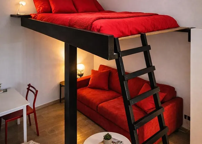 Romantica, Metro A 20m, Duomo E A 10 Min, Isola Apartment Mailand