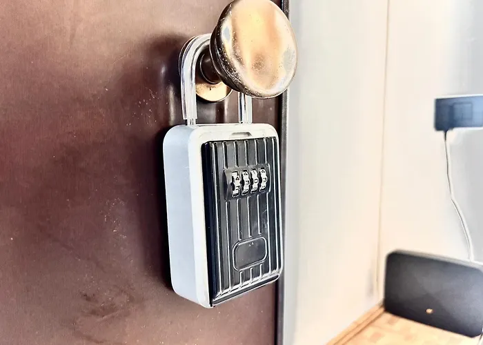 U66-porta Vittoria & Romana,duomo,centrale Milão