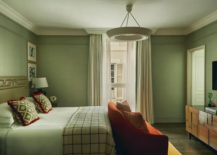 Rocco The Carlton Hotel